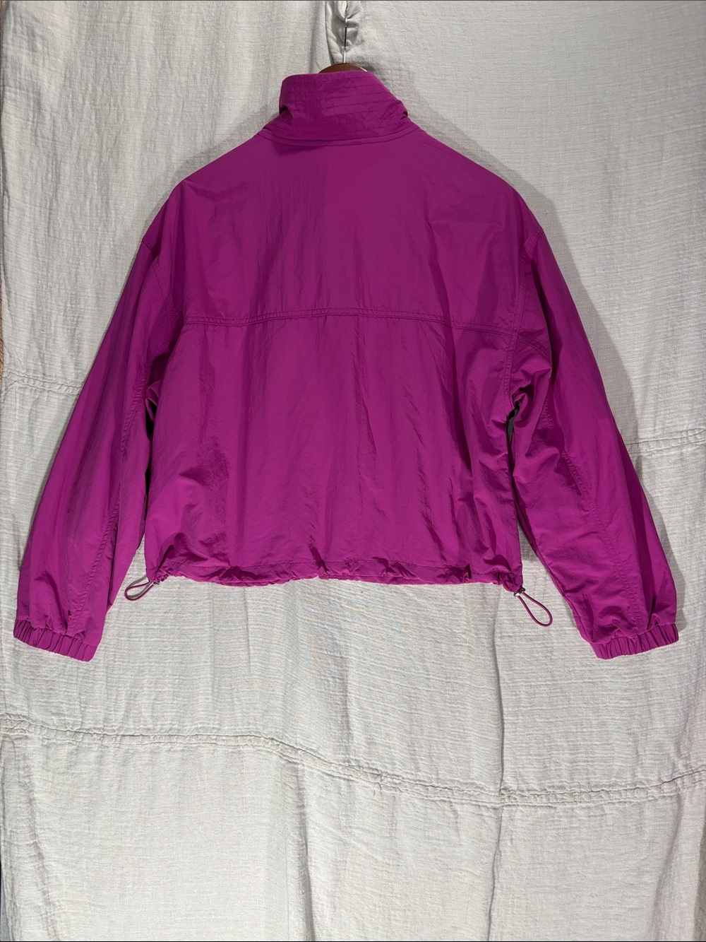 NWT Lou & Grey Fuchsia Zip-Front Windbreaker Jacket Size M Sport Utility - Picture 7 of 8